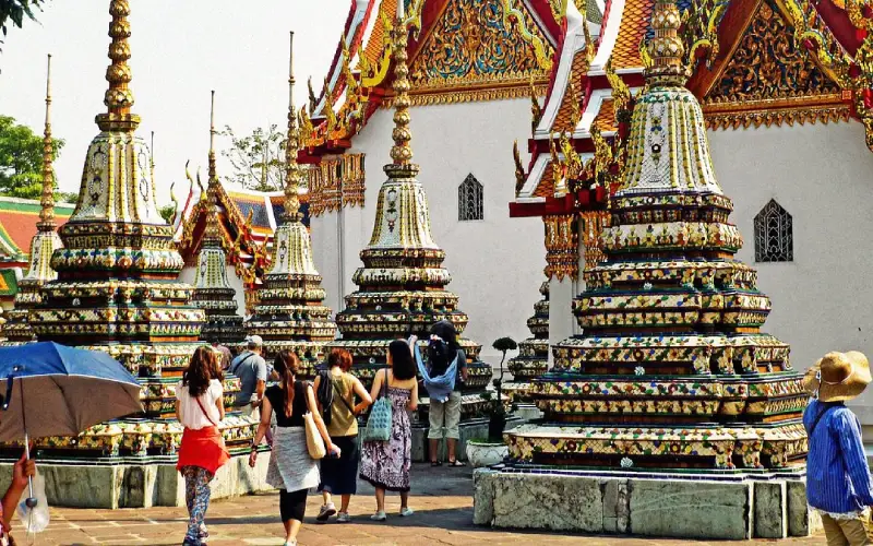 Dias ensolarados tornam Bangkok ideal para explorar