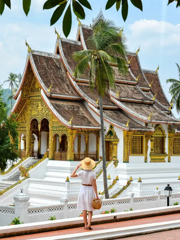 Luang Prabang combina graça budista e charme colonial