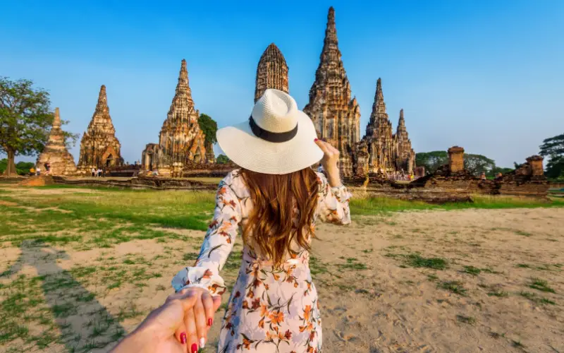 Brasileiros buscam cultura e beleza na Tailândia