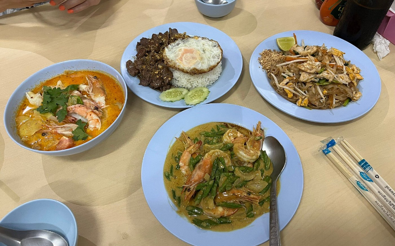 Pratos tailandeses mantêm sabores originais equilibrados