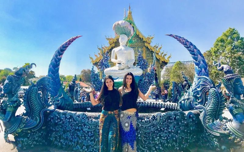 Wat Rong Suea Ten: O famoso Templo Azul conhecido por sua arquitetura azul marcante