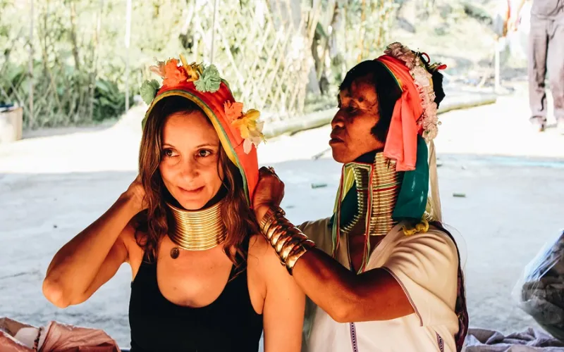 A Long Neck Karen Village é um destino cultural único que vale a pena visitar.