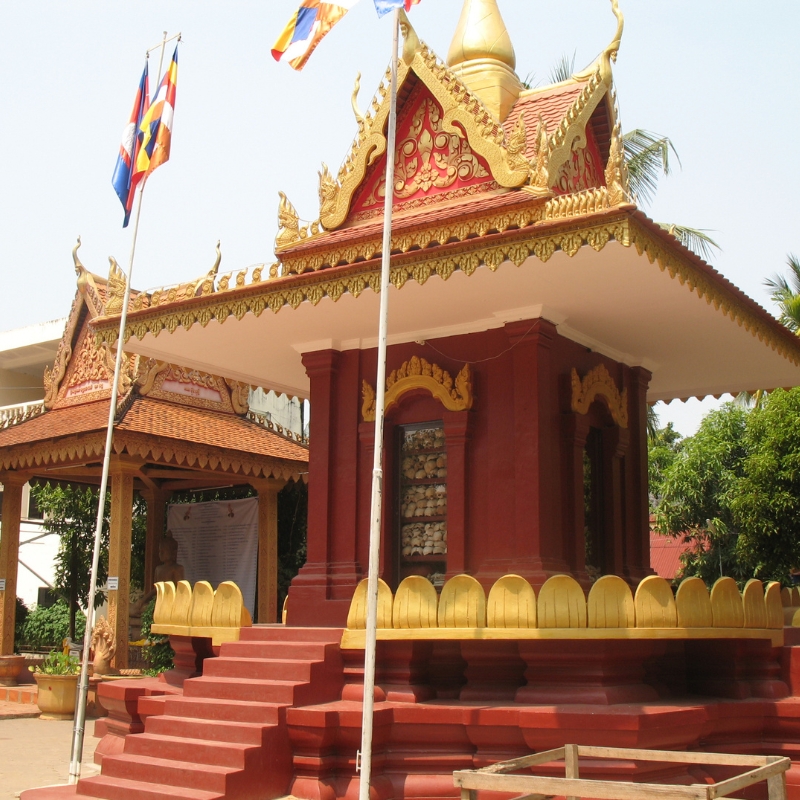 Wat Thmey preserva a memória das vítimas do Khmer Rouge.