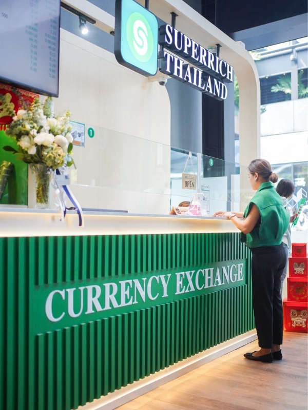 Encontre os guichês da SuperRich nos aeroportos para câmbio de moeda estrangeira