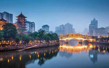 Viagem pela China com Luoyang, Chengdu e Zhangjiajie Montanhas de Avatar