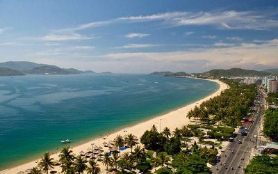 Viaje de 14 días a Vietnam con playas de Nha Trang.