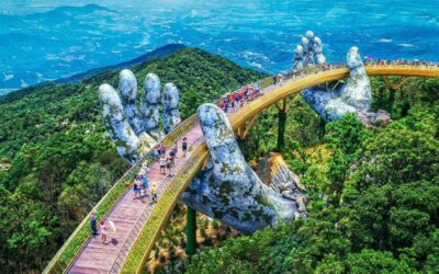 Ponte Dourada com mãos gigantes e Ba Na Hills em Da Nang com guia em português