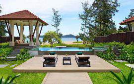 beach pool villa