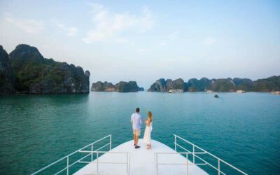 Excursões de cruzeiros na Baía de Halong em um cruzeiro guiado em português a partir do Halong International Cruise Terminal (Porto Cai Lan).