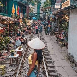 Calle del tren de Hanoi