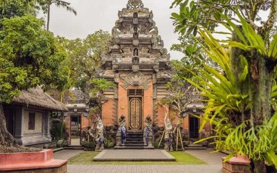 Excursión en ciudad de Ubud con Puri Saren Agung & Agung Rai Museo de Arte en Bali en español