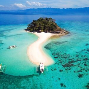 Saltando en las Islas Coron