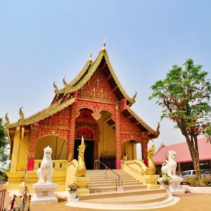 Wat Phra That Doi Chom Thong