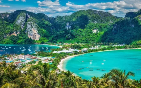 Onde Ficar em Phi Phi: 10+ Melhores Hotéis e Acomodações por Região